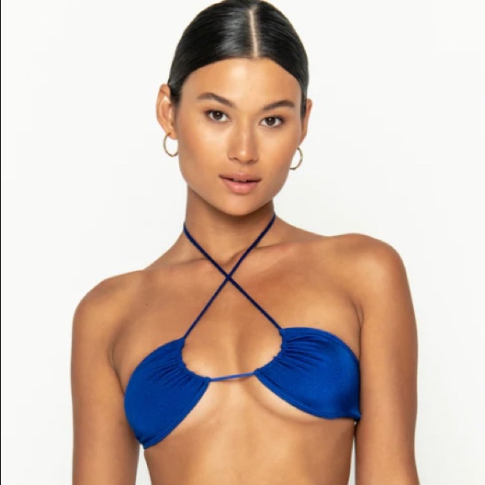 Sommer Swim blue bikini top